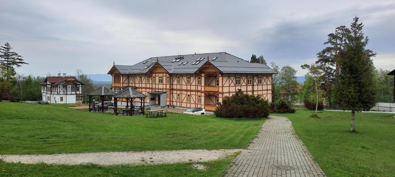 Vila Kollar Apartman 2 Vysoke Tatry Ngoại thất bức ảnh